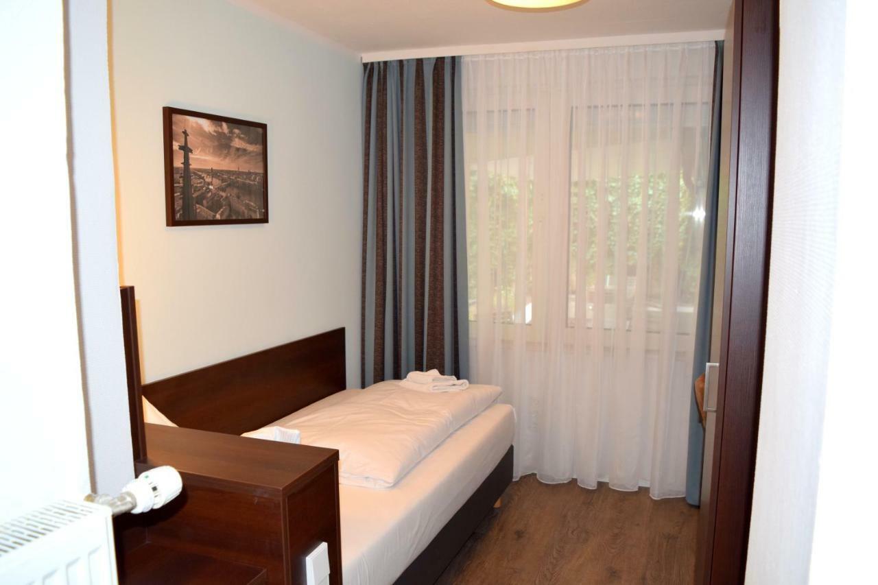 Trip Inn Budget Hotel Messe Frankfurt am Main Eksteriør bilde